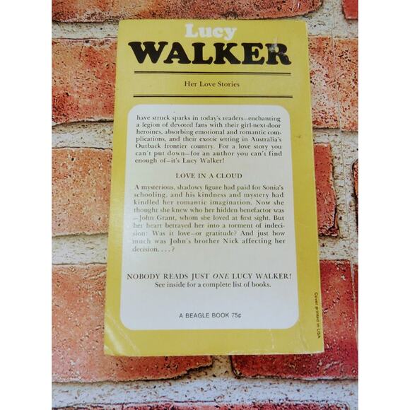 Love In A Cloud by Lucy Walker #7 1973 Paperback Australian Outback Romance Vtg - Picture 2 of 9